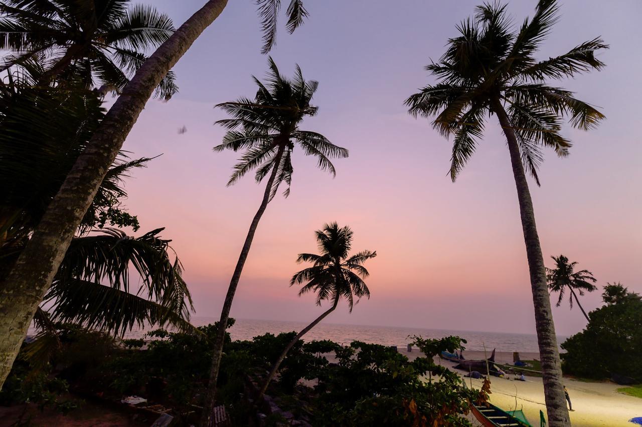 Oyo 11891 Amare Beach Resorts Alappuzha Exterior foto